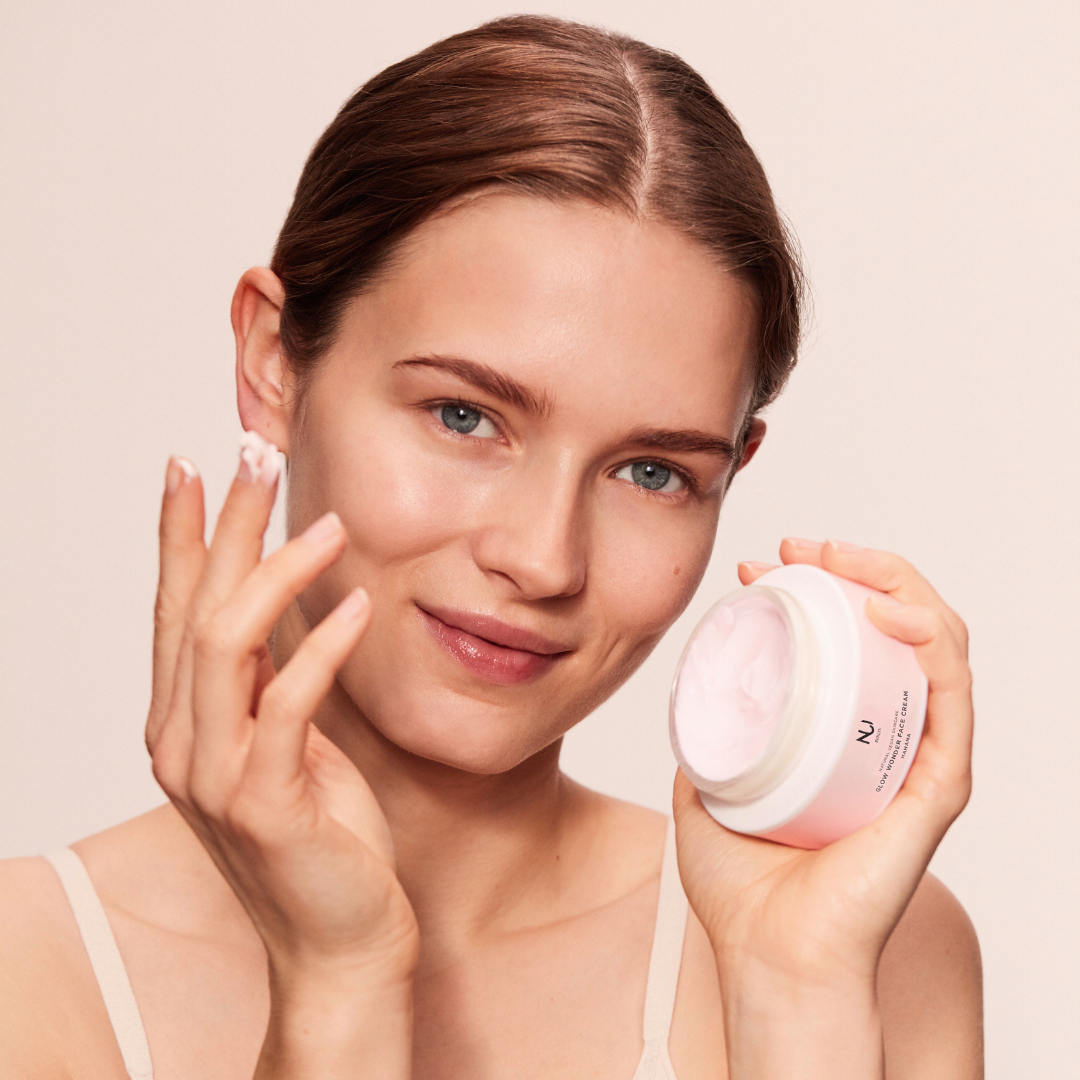 Cuidado de la piel crema hidratante limpieza facial natural vegano sostenible set