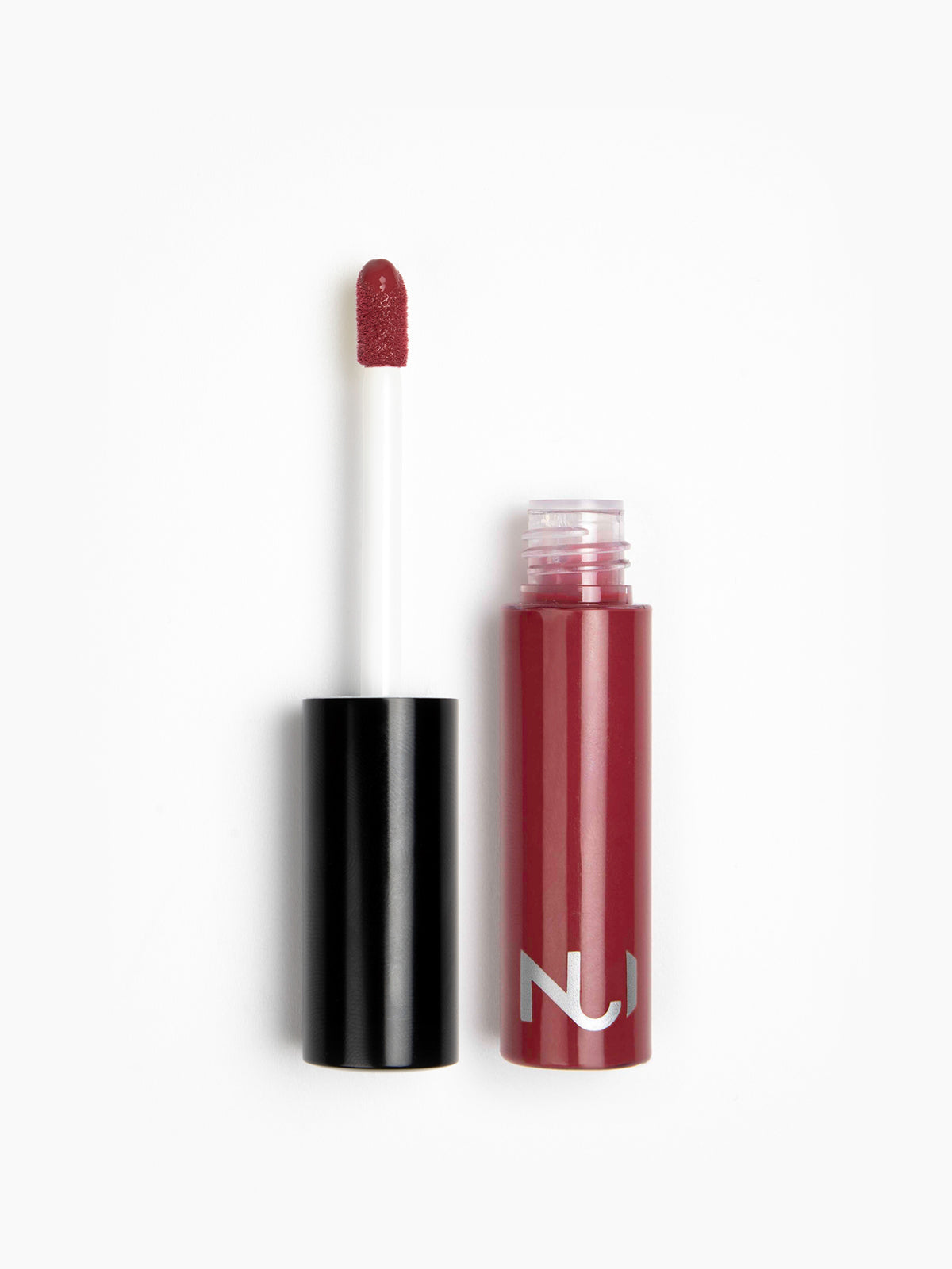 lipgloss_8_ariana_a85fa166-f484-46b7-b51d-9c60afccec25.jpg